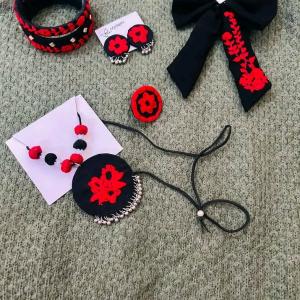 Hand made jewellery set
